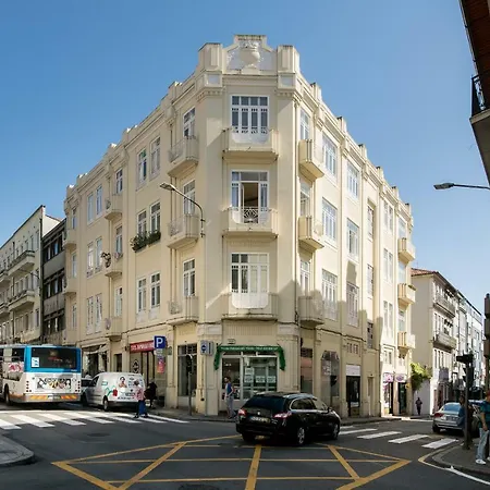 Baixa24 - City Center Private Sun Deck Apartment