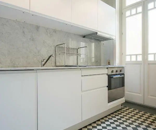 Baixa24 - City Center Private Sun Deck Apartment