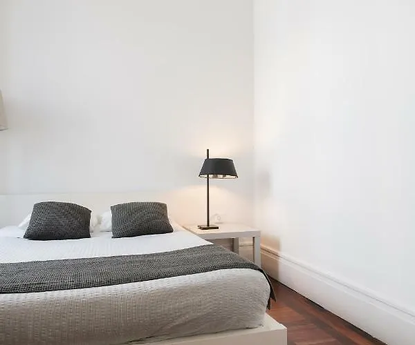 Baixa24 - City Center Private Sun Deck Apartment Διαμέρισμα